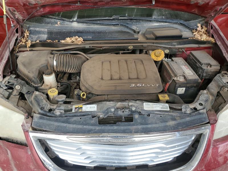 99789695 :رقم المزاد ، 2C4RC1BG4FR695418 vin ، 2015 Chrysler Town & Country مزاد بيع