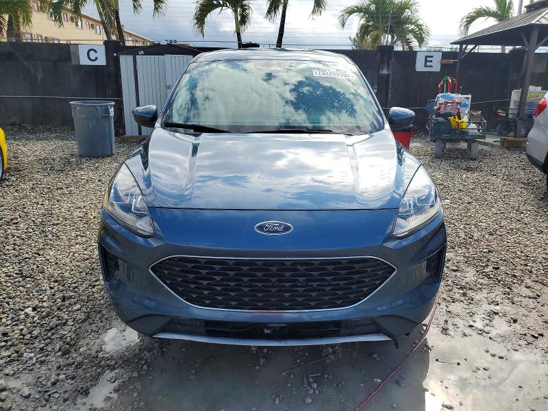 73226935 :رقم المزاد ، 1FMCU0G66LUC32803 vin ، 2020 Ford Escape Se مزاد بيع
