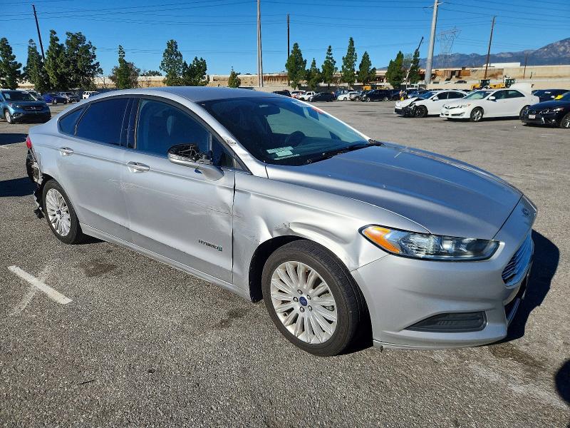 Aukcja sprzedaży 2016 Ford Fusion, vin: 3FA6P0LU0GR357991, numer aukcji: 99885655