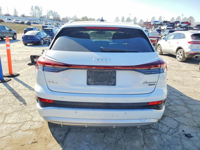 73265565 :رقم المزاد ، WA1L2BFZ2PP063752 vin ، 2023 Audi Q4 E-tron مزاد بيع