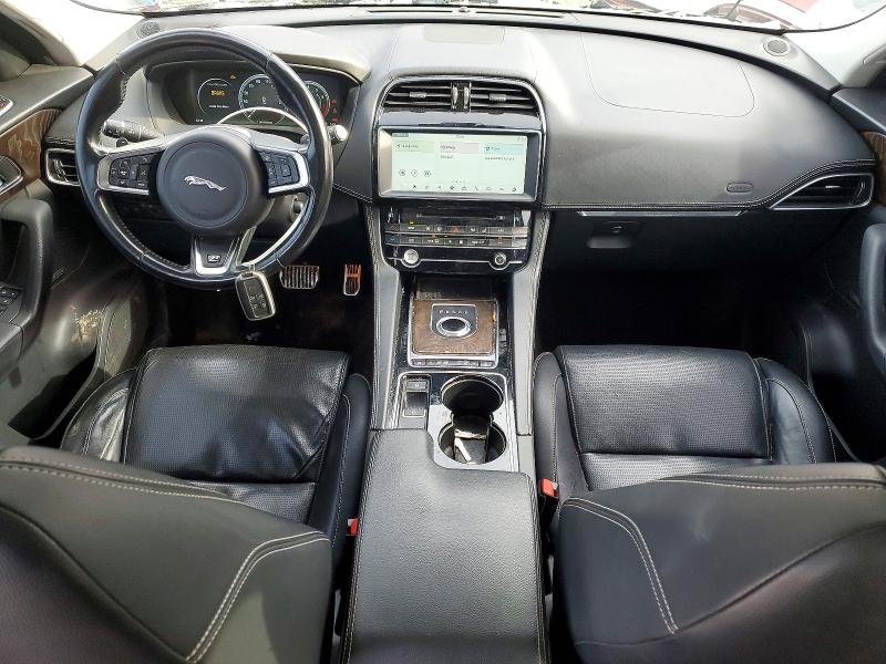 73660565 :رقم المزاد ، SADCL2BV1HA084252 vin ، 2017 Jaguar F-pace R - مزاد بيع