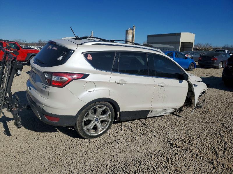 2018 Ford Escape მანქანა იყიდება აუქციონზე, vin: 1FMCU9J94JUA86356, აუქციონის ნომერი: 73618395