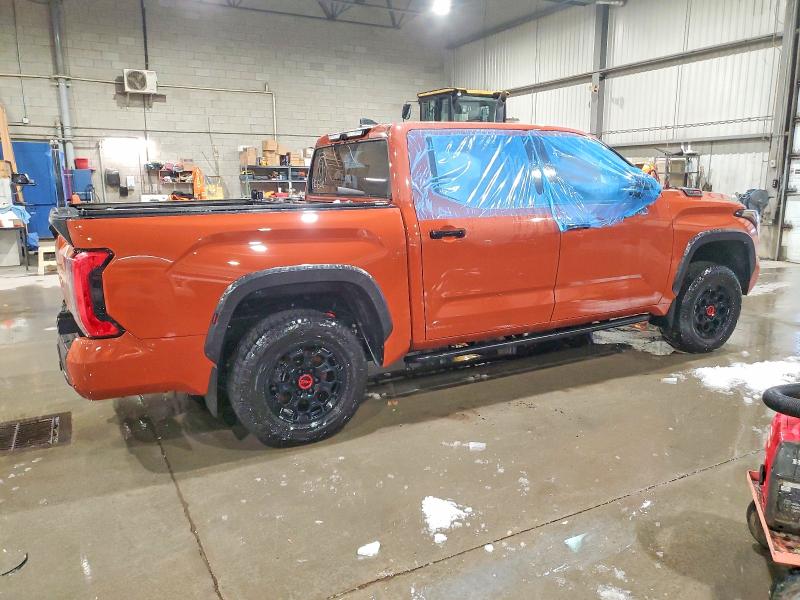 Продажа на аукционе авто 2024 Toyota Tundra Crewmax Limit, vin: 5TFPC5DB9RX084614, номер лота: 72909605