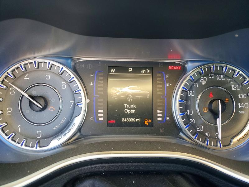 2015 Chrysler 200 მანქანა იყიდება აუქციონზე, vin: 1C3CCCAB2FN624579, აუქციონის ნომერი: 98584605
