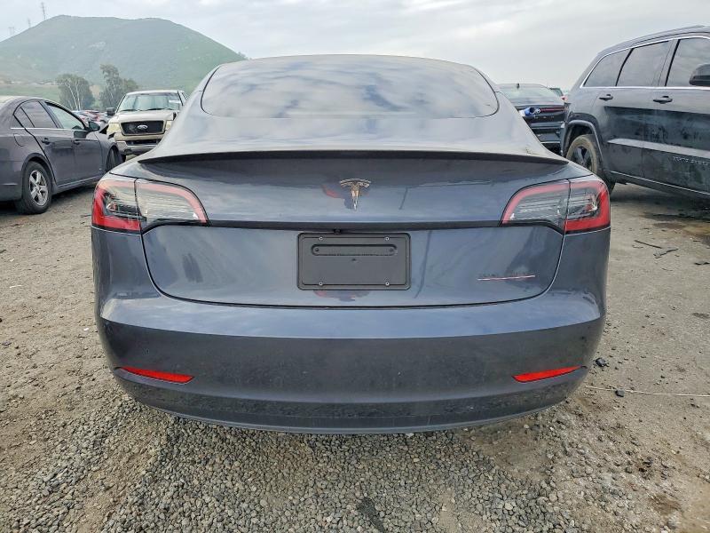 72493815 :رقم المزاد ، 5YJ3E1EC2PF637233 vin ، 2023 Tesla Model 3 مزاد بيع