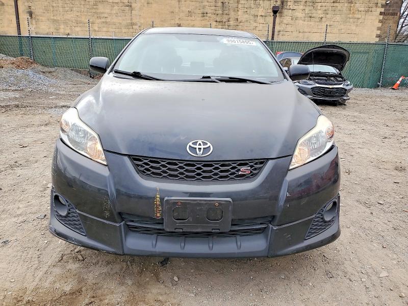 99015895 :رقم المزاد ، 2T1LE4EE5AC013733 vin ، 2010 Toyota Corolla Matrix مزاد بيع
