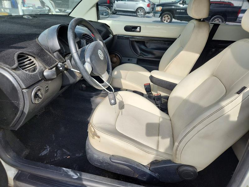 73909115 :رقم المزاد ، 3VWFF31Y17M420854 vin ، 2007 Volkswagen New Beetle مزاد بيع