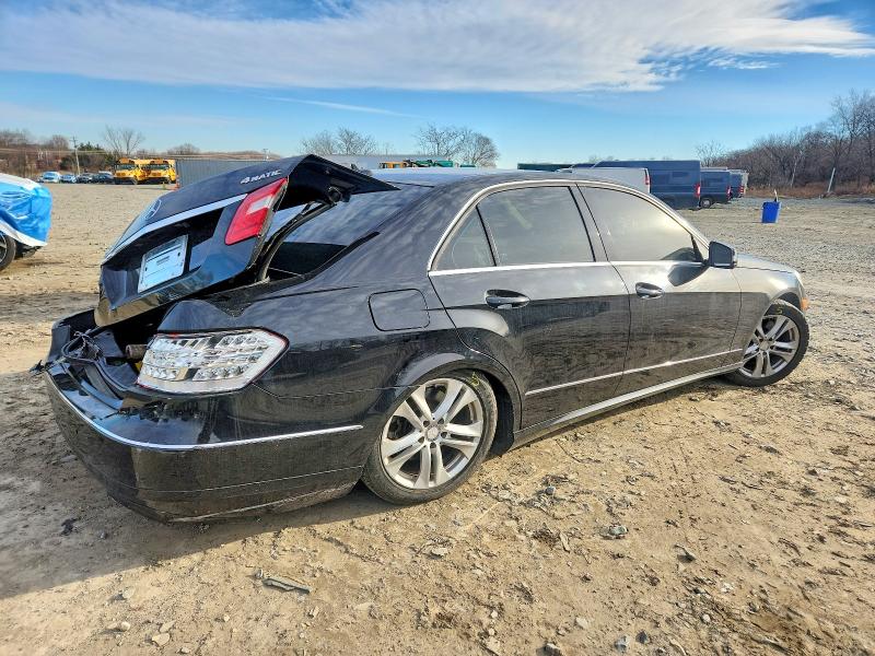 72930945 :رقم المزاد ، WDDHF9AB3AA234141 vin ، 2010 Mercedes-benz E مزاد بيع