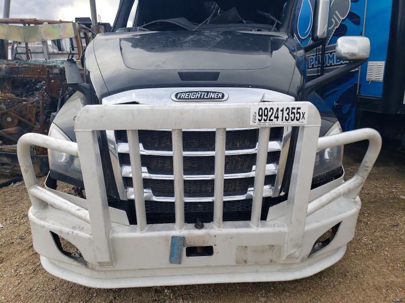 Продажа на аукционе авто 2019 Freightliner Cascadia 126, vin: 3AKNHHD12KSHW5664, номер лота: 99241355