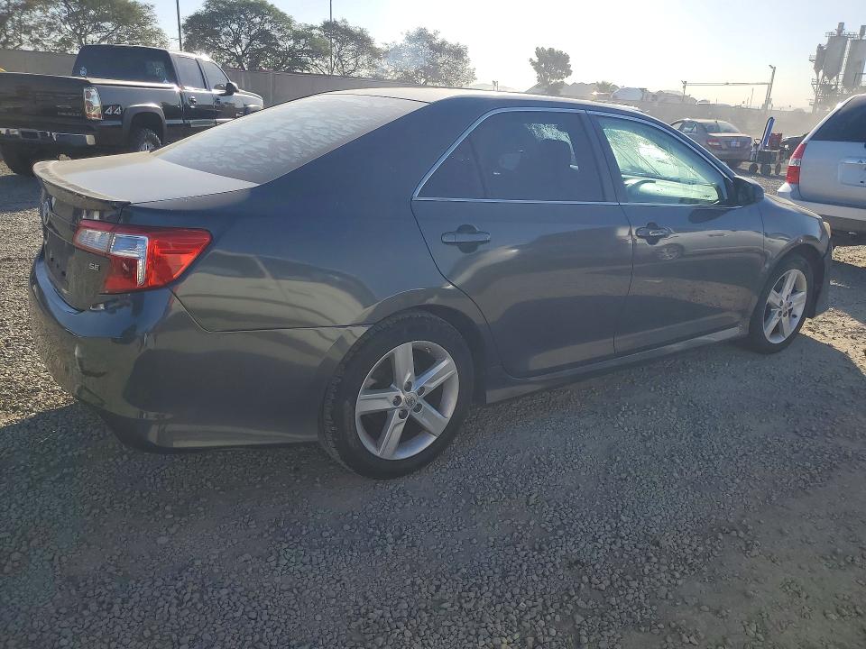 2013 Toyota Camry L მანქანა იყიდება აუქციონზე, vin: 4T1BF1FK6DU242341, აუქციონის ნომერი: 75584885