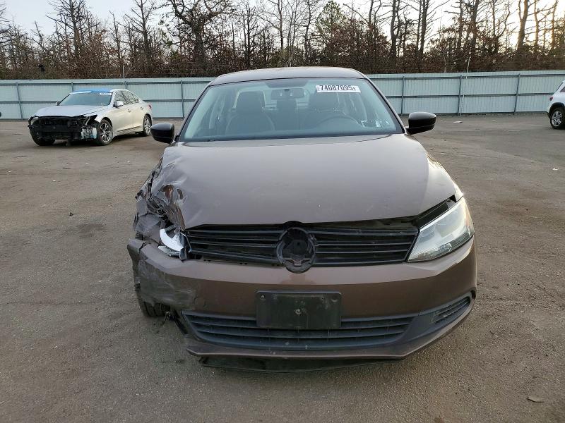 74087095 :رقم المزاد ، 3VW2K7AJ5BM390688 vin ، 2011 Volkswagen Jetta مزاد بيع
