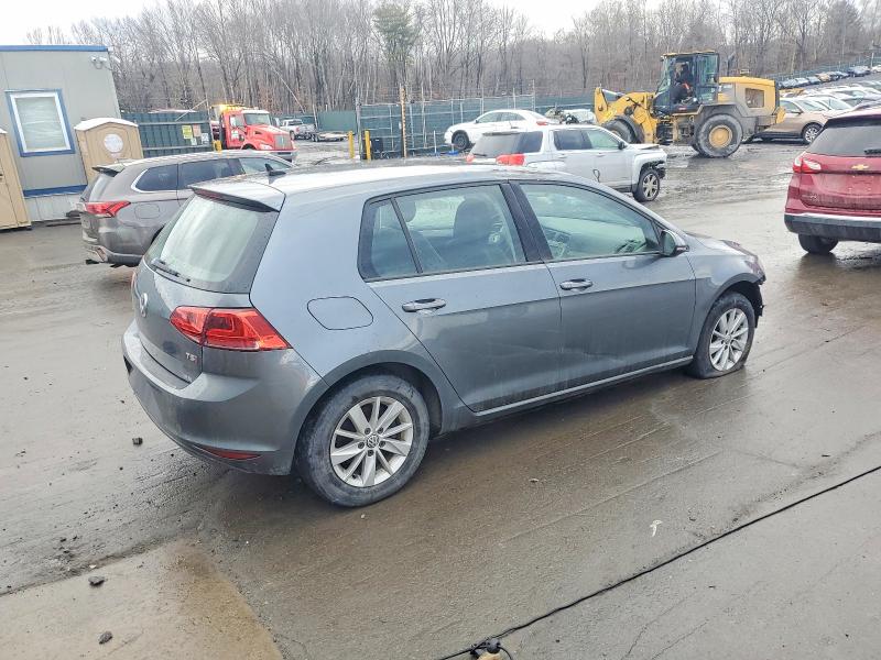 98262175 :رقم المزاد ، 3VW217AU5FM090751 vin ، 2015 Volkswagen Golf مزاد بيع