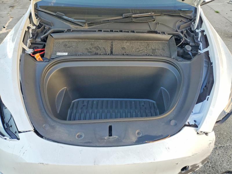 72269555 :رقم المزاد ، 7SAYGDED5RF120492 vin ، 2024 Tesla Model Y مزاد بيع