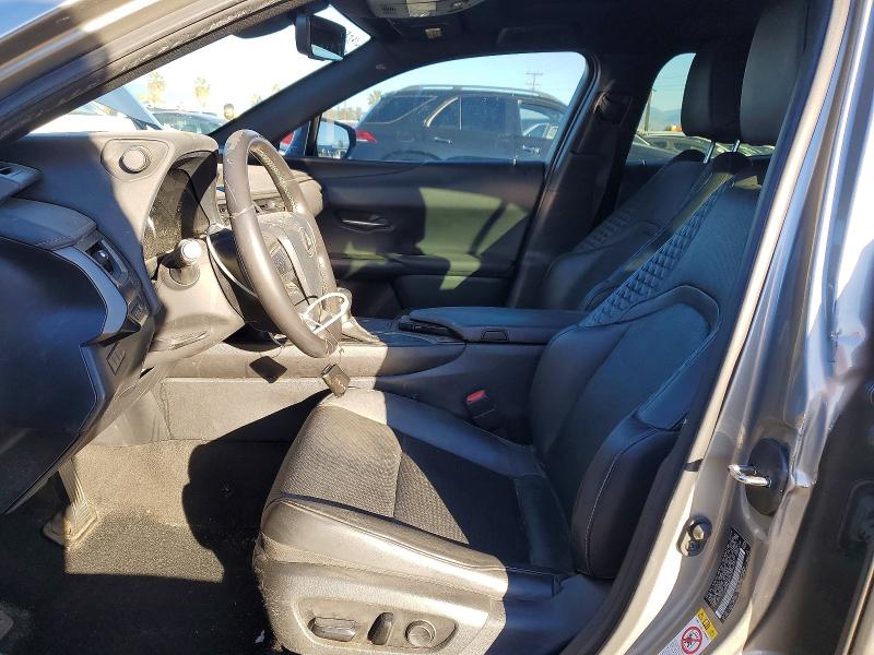 2019 Lexus Ux მანქანა იყიდება აუქციონზე, vin: JTHY3JBH2K2016774, აუქციონის ნომერი: 96589165