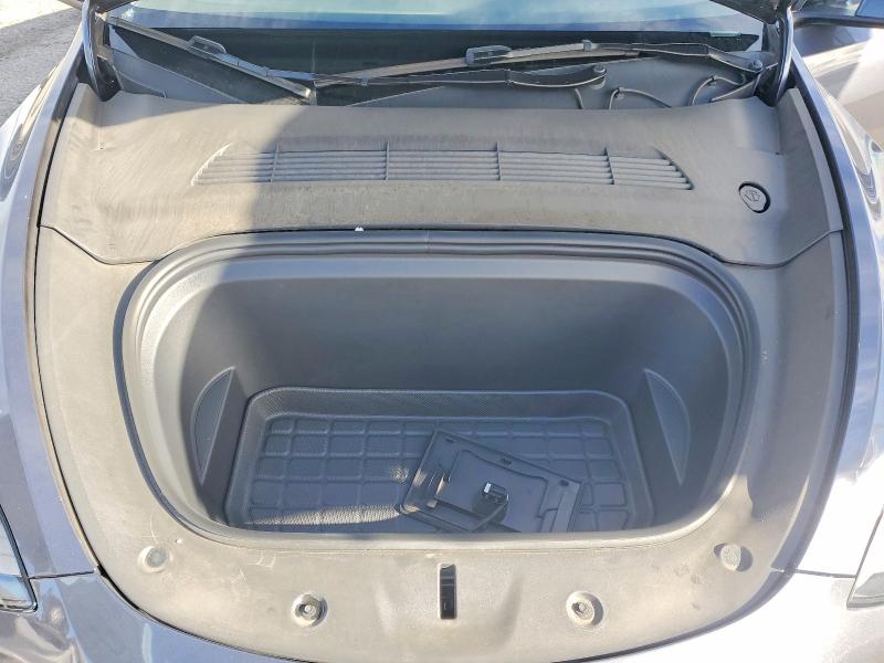 99351005 :رقم المزاد ، 7SAYGDEF9PF965375 vin ، 2023 Tesla Model Y مزاد بيع