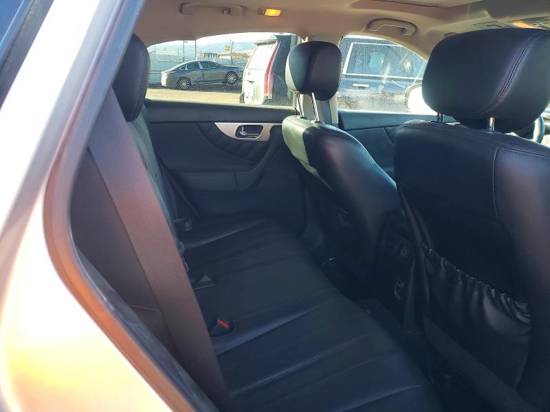 73671165 :رقم المزاد ، JN8CS1MW4FM482358 vin ، 2015 Infiniti Qx70 مزاد بيع