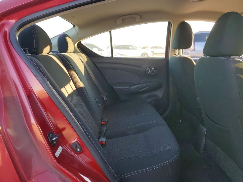 73618975 :رقم المزاد ، 3N1CN7AP2FL900593 vin ، 2015 Nissan Versa S مزاد بيع