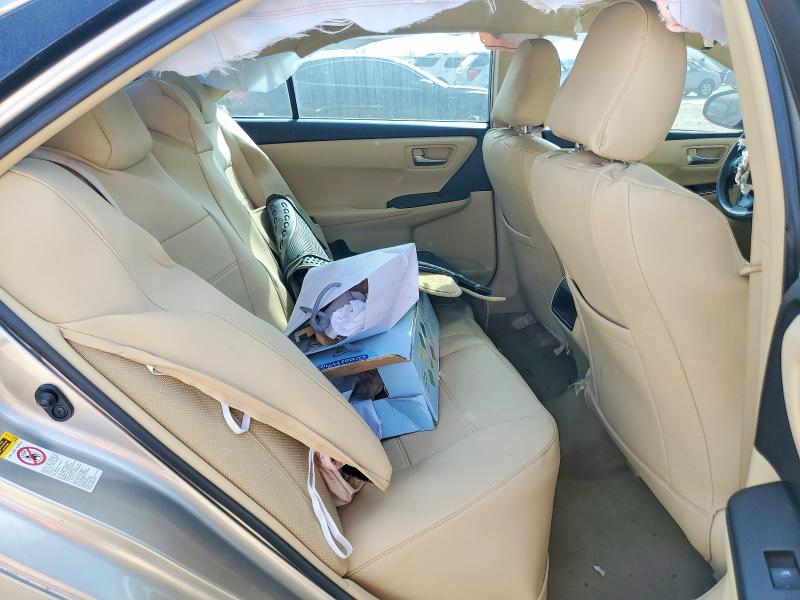 98417695 :رقم المزاد ، 4T1BF1FK7HU302777 vin ، 2017 Toyota Camry مزاد بيع