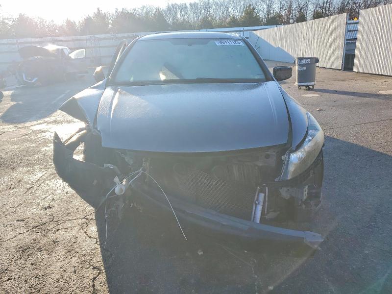 98411125 :رقم المزاد ، 1HGCP3F8XAA012158 vin ، 2010 Honda Accord Exl مزاد بيع