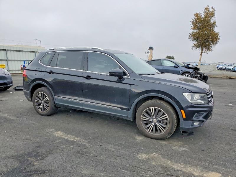 2018 Volkswagen Tiguan მანქანა იყიდება აუქციონზე, vin: 3VV3B7AX7JM033766, აუქციონის ნომერი: 73947685