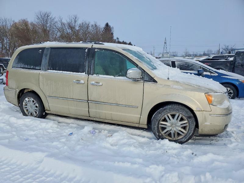 74429955 :رقم المزاد ، 2A4RR6DX4AR457404 vin ، 2010 Chrysler Town & Country مزاد بيع