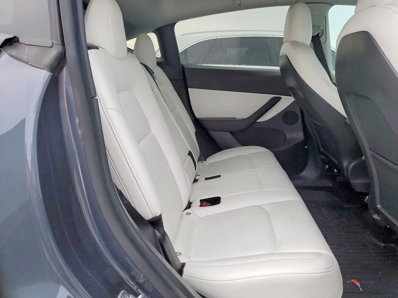 74821045 :رقم المزاد ، 5YJYGDEE8MF085123 vin ، 2021 Tesla Model Y مزاد بيع