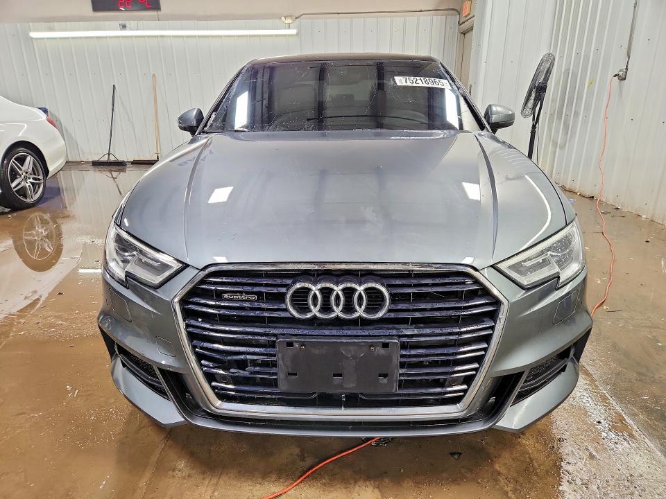 2017 Audi A3 მანქანა იყიდება აუქციონზე, vin: WAUJ8GFF8H1060385, აუქციონის ნომერი: 75218965