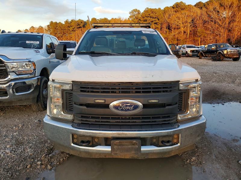 2018 Ford F350 Super მანქანა იყიდება აუქციონზე, vin: 1FDRF3GT2JEB85434, აუქციონის ნომერი: 72715045