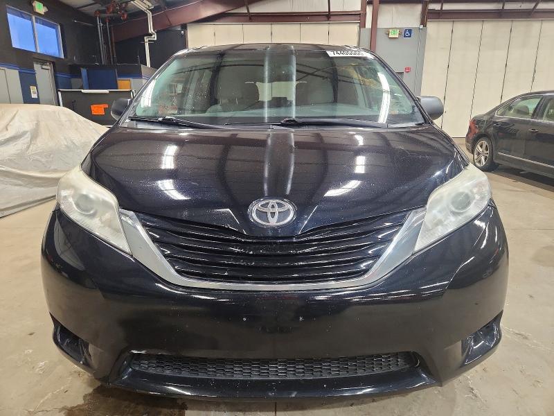 74405555 :رقم المزاد ، 5TDJK3DC3FS119364 vin ، 2015 Toyota Sienna Le مزاد بيع