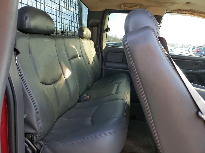 Продажа на аукционе авто 2004 Chevrolet Silverado, vin: 2GCEK19T641281184, номер лота: 73656165