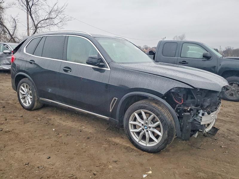 72412205 :رقم المزاد ، 5UXCR6C05M9F51660 vin ، 2021 Bmw X5 مزاد بيع