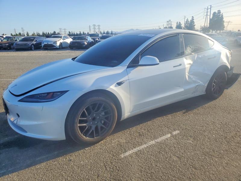 75404725 :رقم المزاد ، 5YJ3E1EAXSF083446 vin ، 2025 Tesla Model 3 مزاد بيع