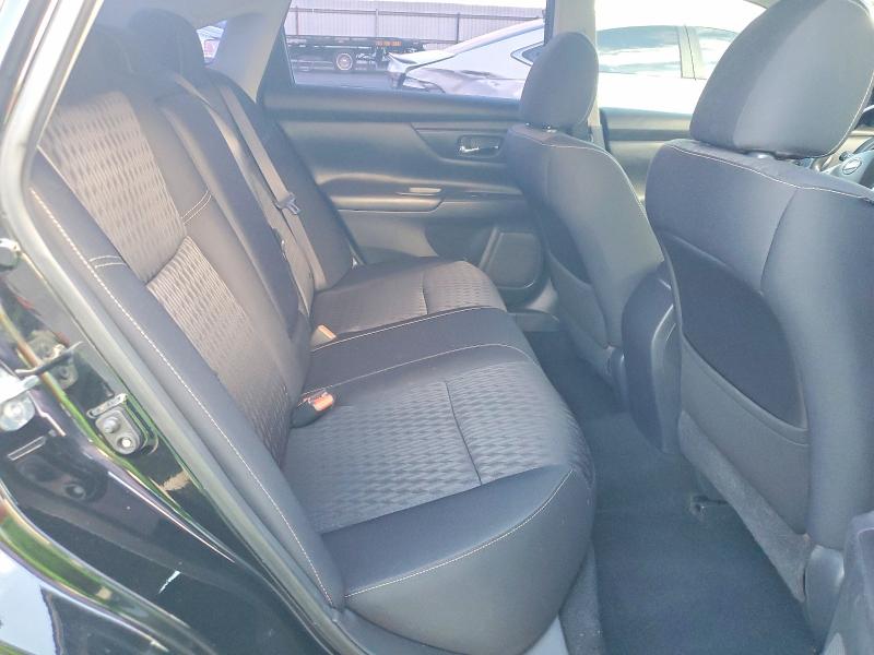 Продаж на аукціоні авто 2017 Nissan Altima, vin: 1N4AL3AP5HC262038, номер лоту: 98709545