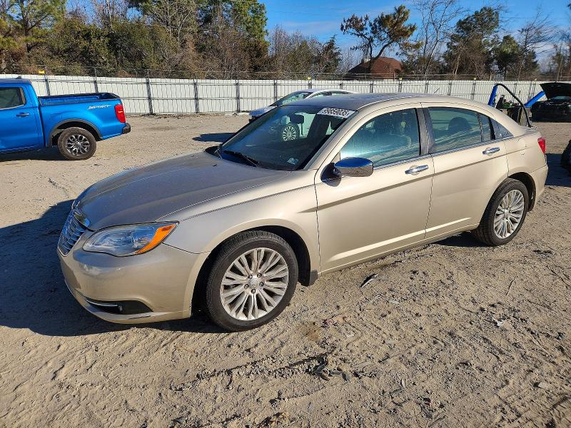 99859035 :رقم المزاد ، 1C3CCBCG5DN754758 vin ، 2013 Chrysler 200 مزاد بيع
