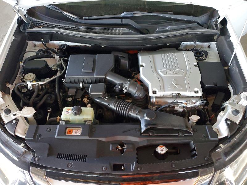 Продаж на аукціоні авто 2018 Mitsubishi Outlander, vin: JA4J24A52JZ070056, номер лоту: 74233655