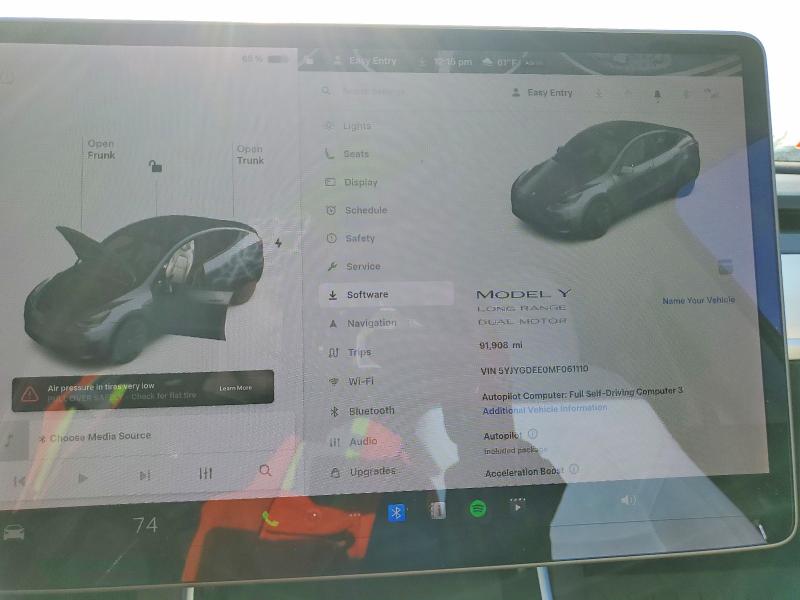 98347545 :رقم المزاد ، 5YJYGDEE0MF061110 vin ، 2021 Tesla Model Y مزاد بيع