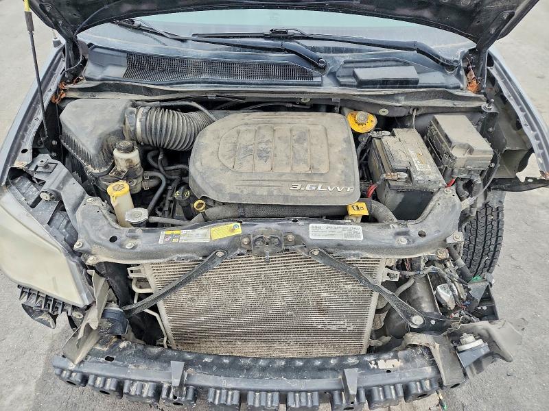 Продажа на аукционе авто 2016 Chrysler Town & Country, vin: 2C4RC1BG0GR121495, номер лота: 99783045