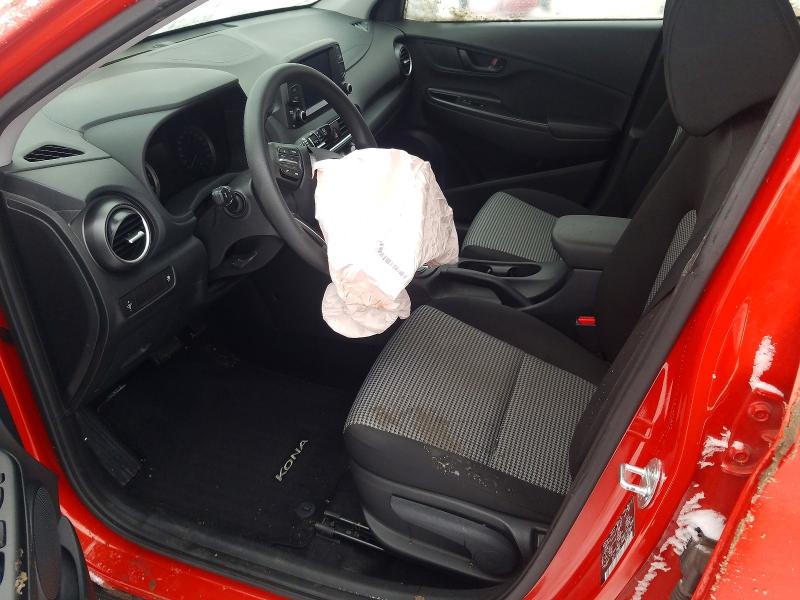 2020 Hyundai Kona Se მანქანა იყიდება აუქციონზე, vin: KM8K12AA9LU477897, აუქციონის ნომერი: 74205265