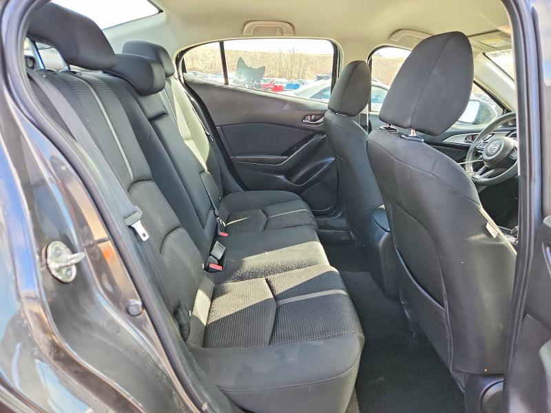 Продажа на аукционе авто 2018 Mazda 3, vin: 3MZBN1U7XJM185242, номер лота: 74964455