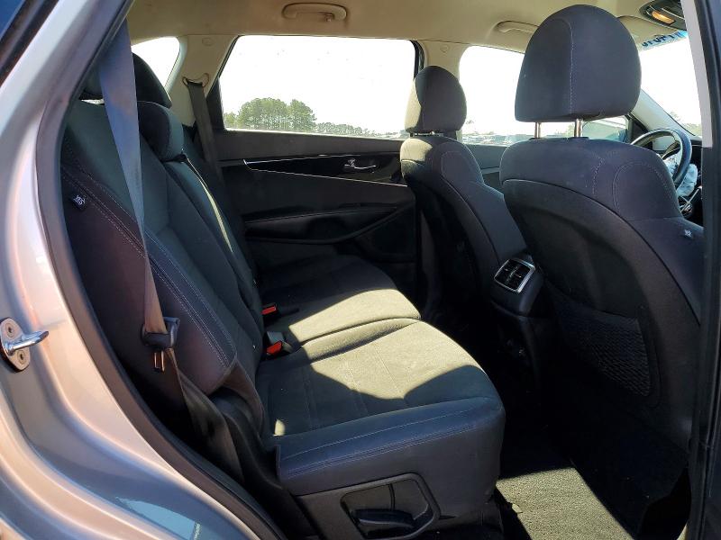 74018805 :رقم المزاد ، 5XYPG4A56KG594201 vin ، 2019 Kia Sorento مزاد بيع