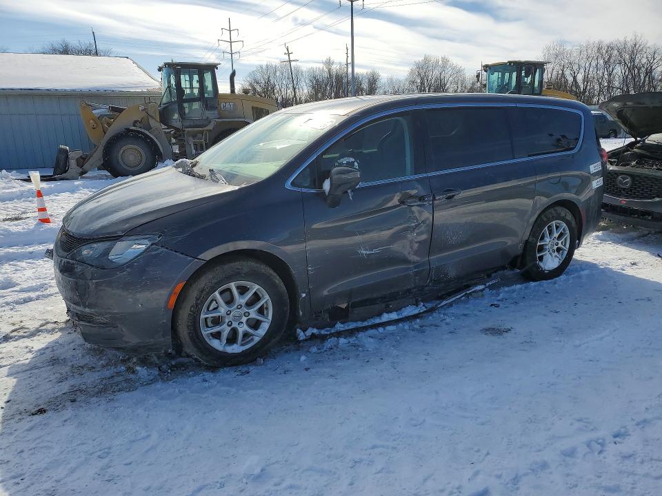 Продажа на аукционе авто 2022 Chrysler Voyager, vin: 2C4RC1CG1NR104684, номер лота: 75424815