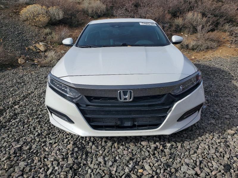 Продажа на аукционе авто 2019 Honda Accord, vin: 1HGCV1F39KA046897, номер лота: 74665145