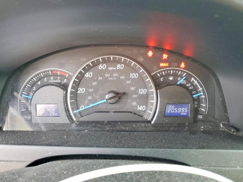 2014 Toyota Camry მანქანა იყიდება აუქციონზე, vin: 4T4BF1FK9ER419262, აუქციონის ნომერი: 72227225