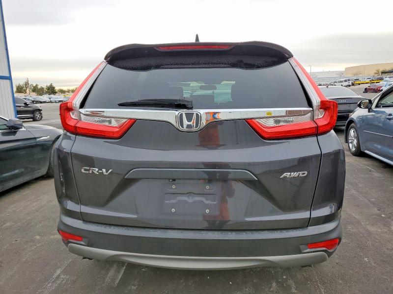 99033335 :رقم المزاد ، 2HKRW2H51JH622919 vin ، 2018 Honda Cr-v مزاد بيع