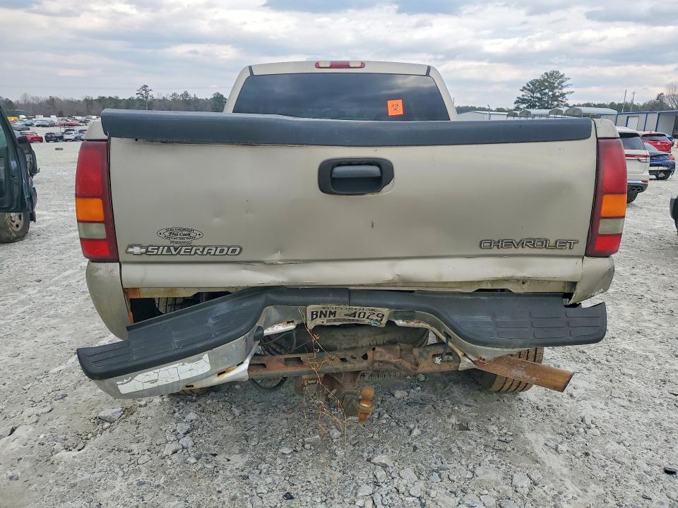 2002 Chevrolet Silverado მანქანა იყიდება აუქციონზე, vin: 1GCHC23162F174178, აუქციონის ნომერი: 74695295