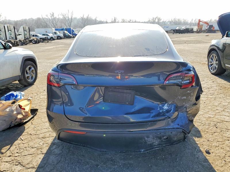 98347545 :رقم المزاد ، 5YJYGDEE0MF061110 vin ، 2021 Tesla Model Y مزاد بيع