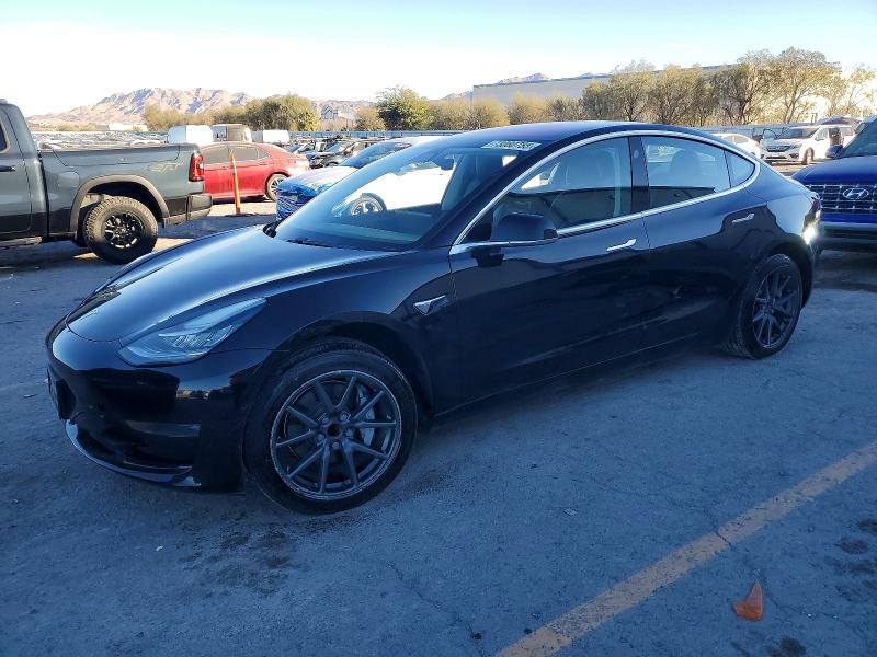2018 Tesla Model 3 მანქანა იყიდება აუქციონზე, vin: 5YJ3E1EA7JF016088, აუქციონის ნომერი: 73080785
