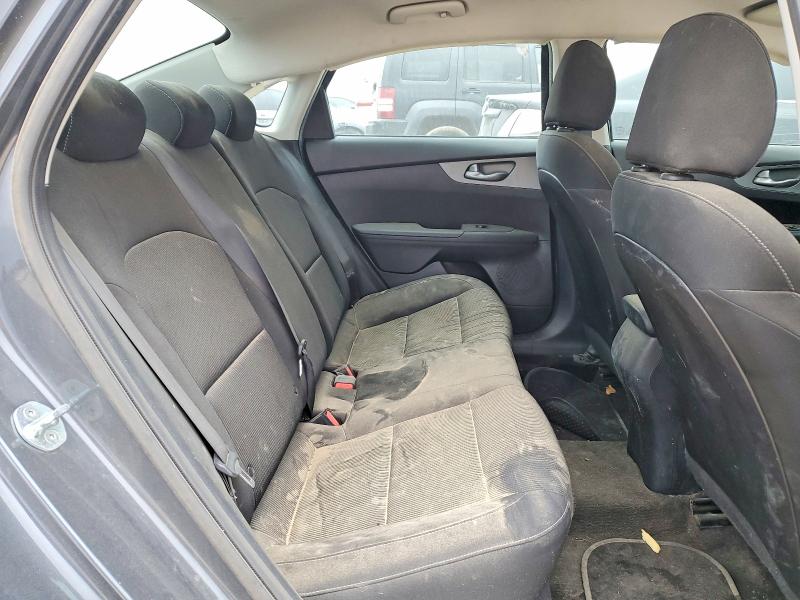2021 Kia Forte მანქანა იყიდება აუქციონზე, vin: 3KPF24AD8ME364757, აუქციონის ნომერი: 98196695