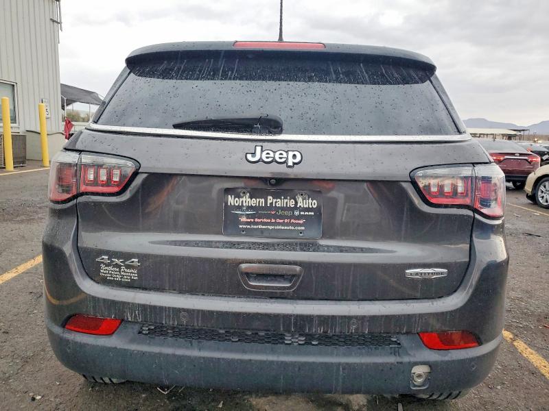 98621115 :رقم المزاد ، 3C4NJDBB6LT117081 vin ، 2020 Jeep Compass مزاد بيع