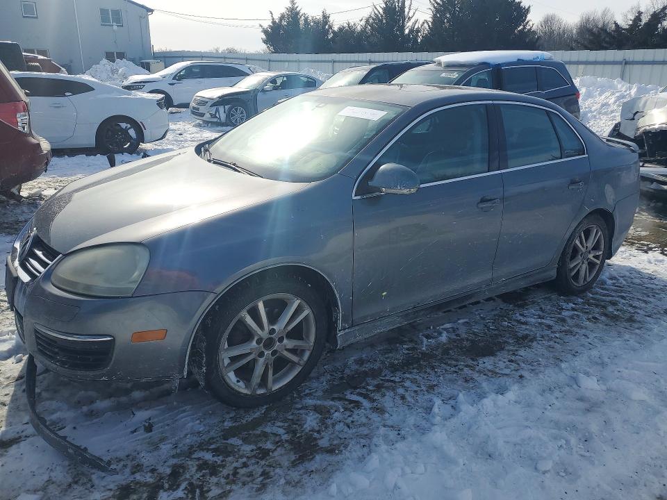 75610195 :رقم المزاد ، 3VWDF71K35M646790 vin ، 2005 Volkswagen New Jetta مزاد بيع